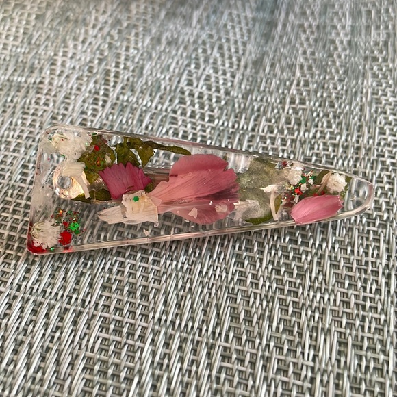 XMAS Handmade Pressed Flower Holiday Vibes French Hair Clip Triangle Shape - Picture 4 of 8